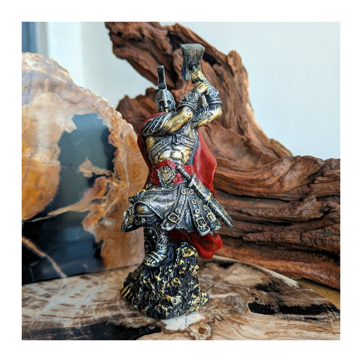 Misvial Miniatur-Sartan-Figur aus Kunstharz in Mehrfarbig als Krieger-Dekoration für dein Zuhause oder Büro - Bild 1