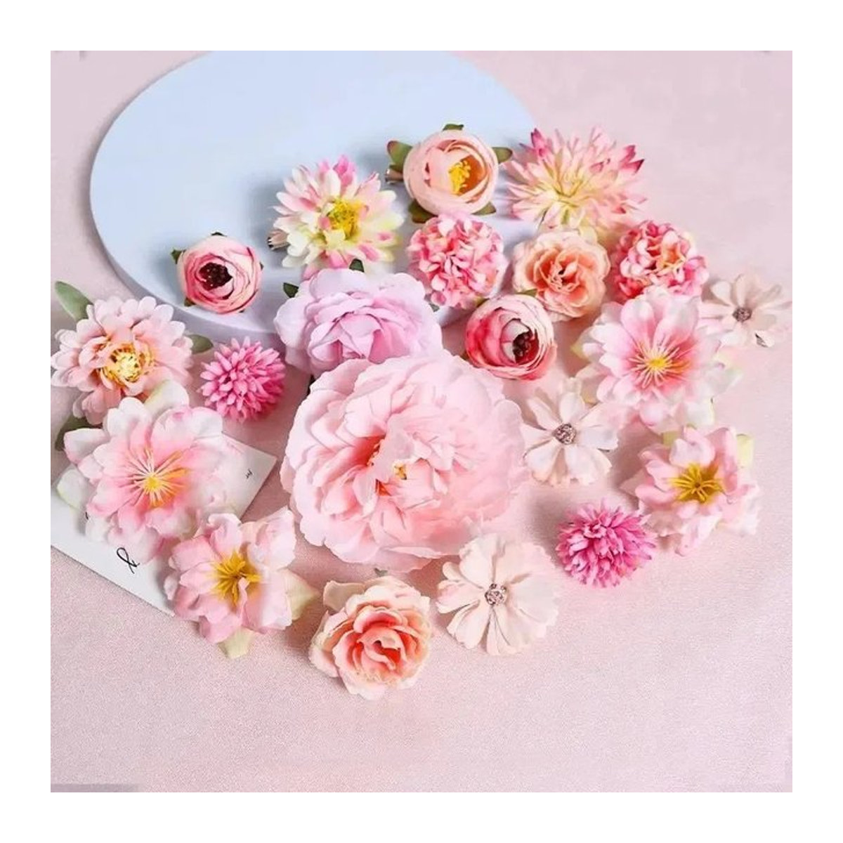 Mix aus künstlichen Seidenrosen als Blumenköpfe für deine Heimdekoration, Hochzeitsdekoration und Bastelprojekte in Gelb und Rosa - Bild 1
