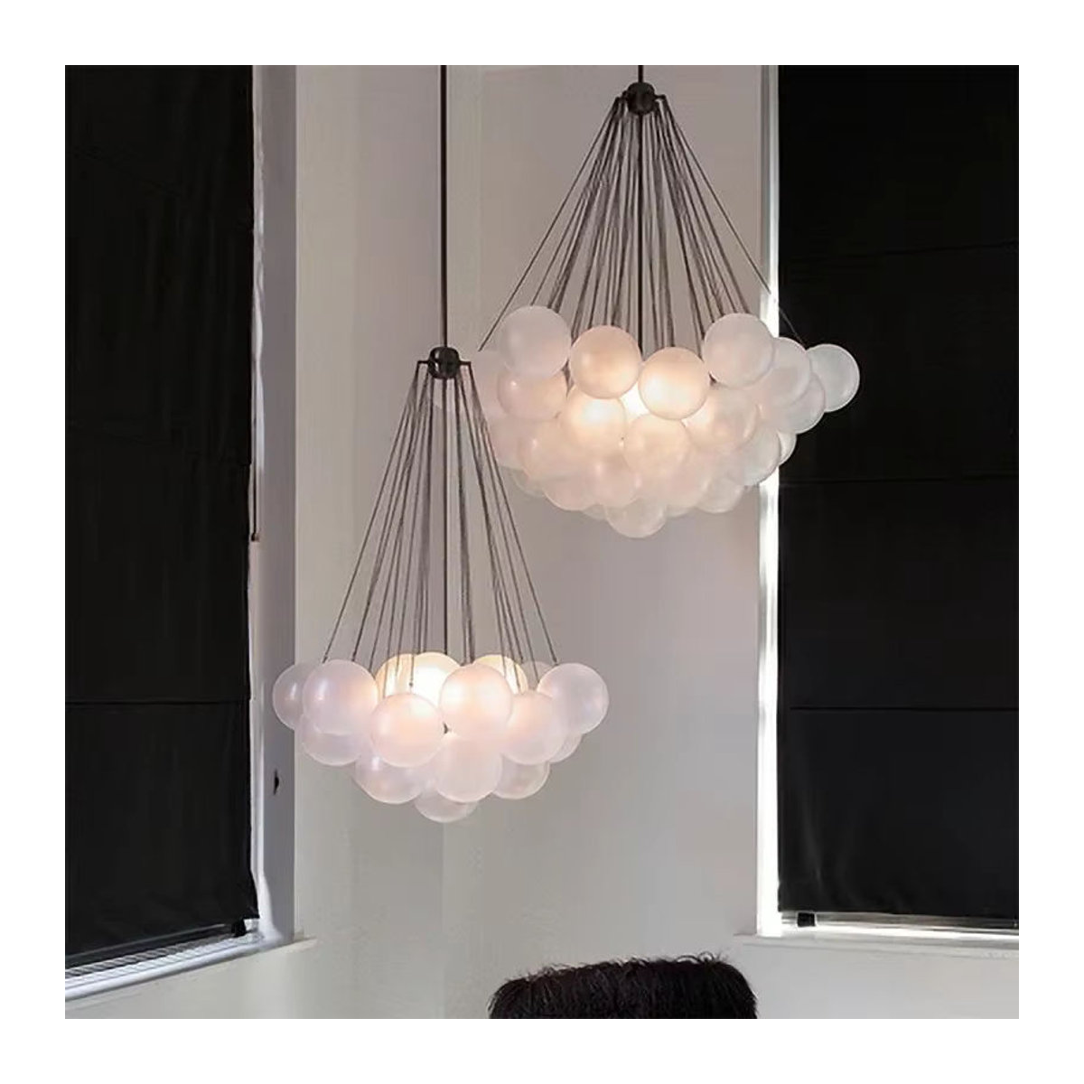 Moderne Blasen Glas Kronleuchter von TAONUANSHU in Schwarz und Gold als Pendelleuchte für dein Wohnzimmer oder Esszimmer - Bild 2
