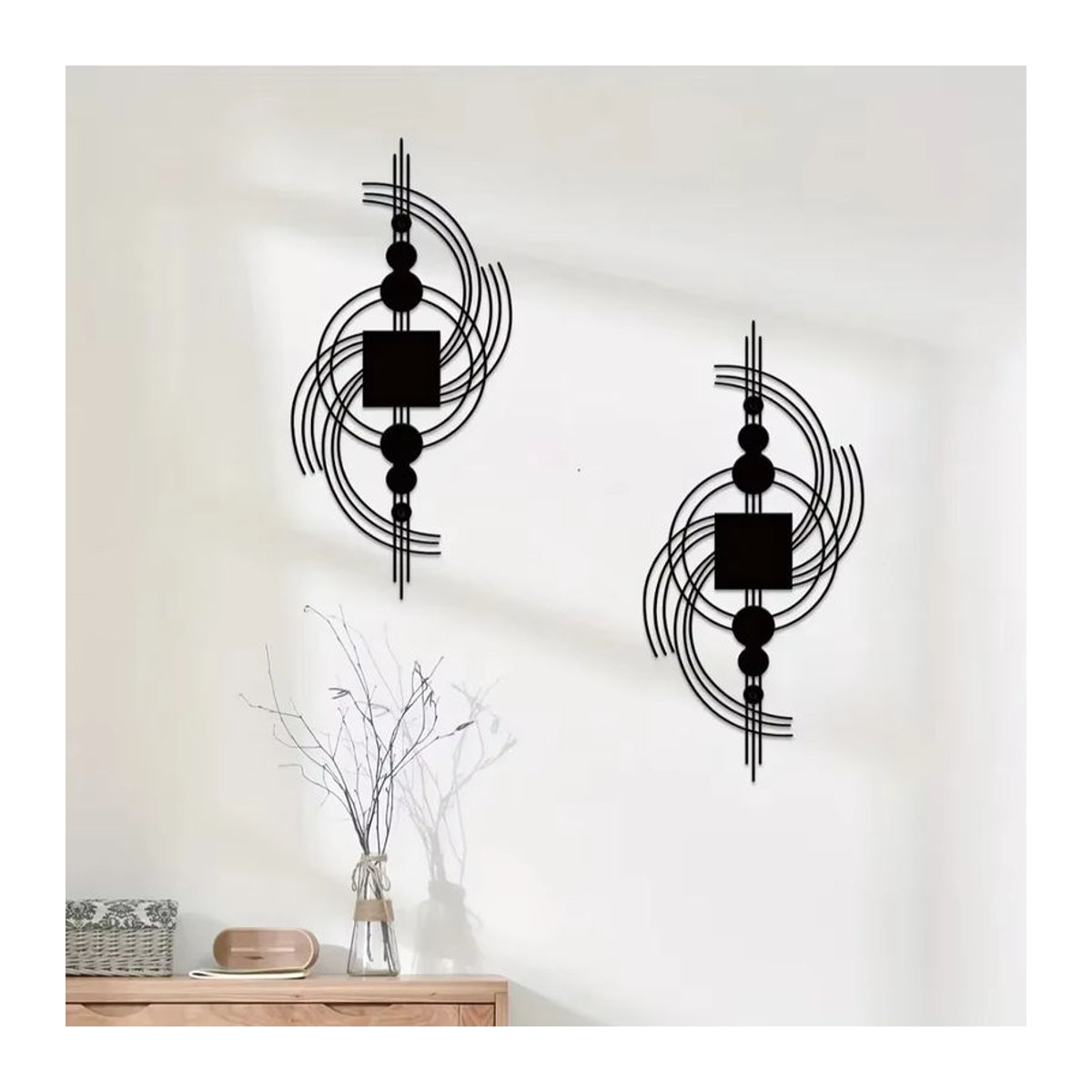 Moderne geometrische Metall Wandkunst in Schwarz als stilvolle Skulptur zur Wandmontage - Bild 5