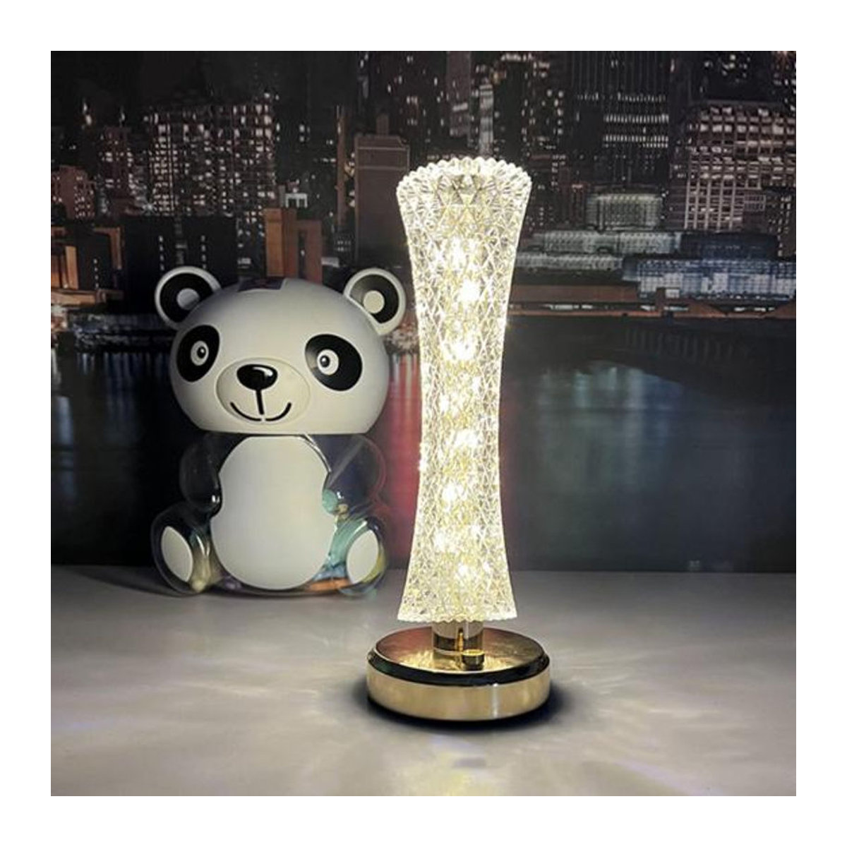 Moderne LED Nachttischlampe aus Acryl in Transparent und Silber, batteriebetrieben mit Touch-Steuerung und dimmbarer Helligkeit, Höhe: 23,5 cm - Bild 2