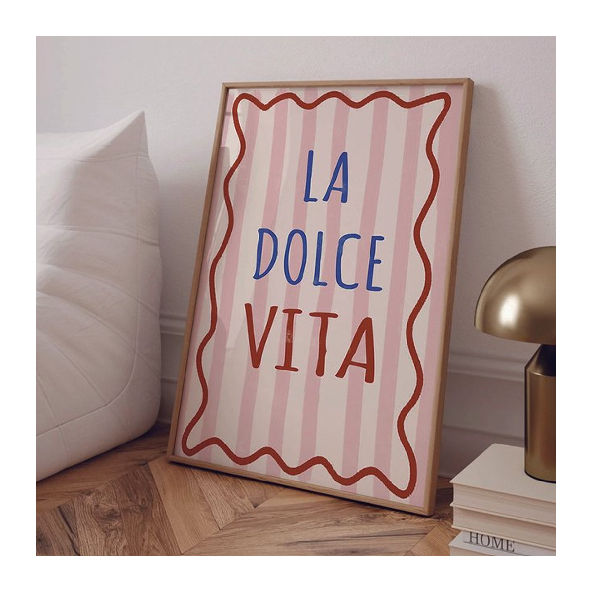 Moderne Leinwand mit La Dolce Vita Typografie in Rosa für deine Wandgestaltung - Bild 1