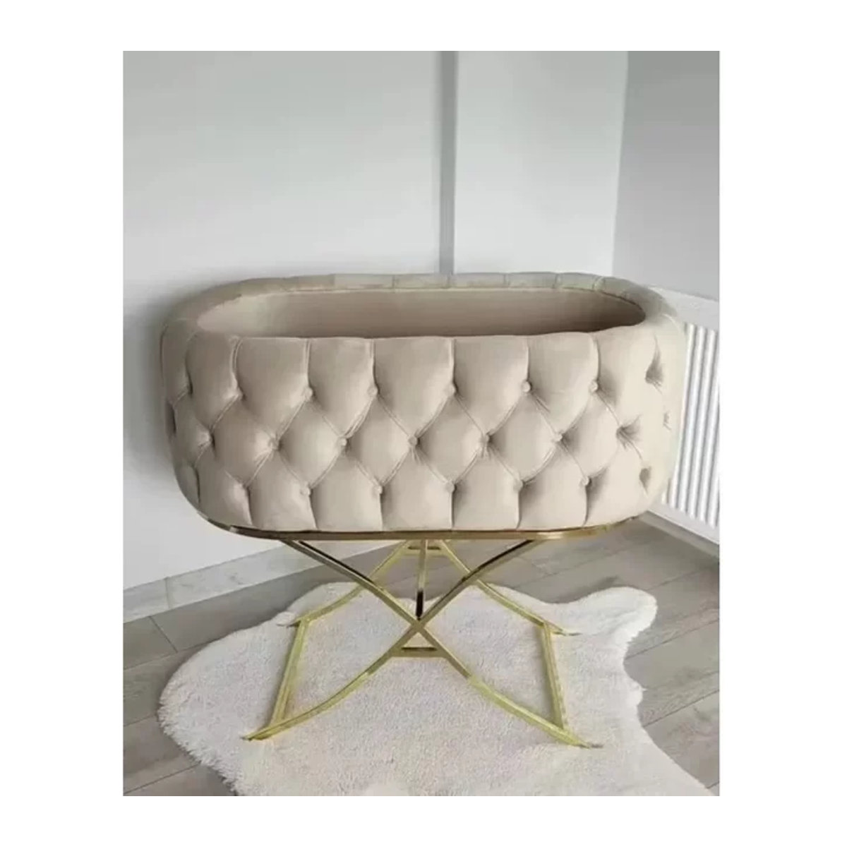 Moderne multifunktionale Babywiege von top12 aus Metall mit Samtbezug in Beige - Bild 1