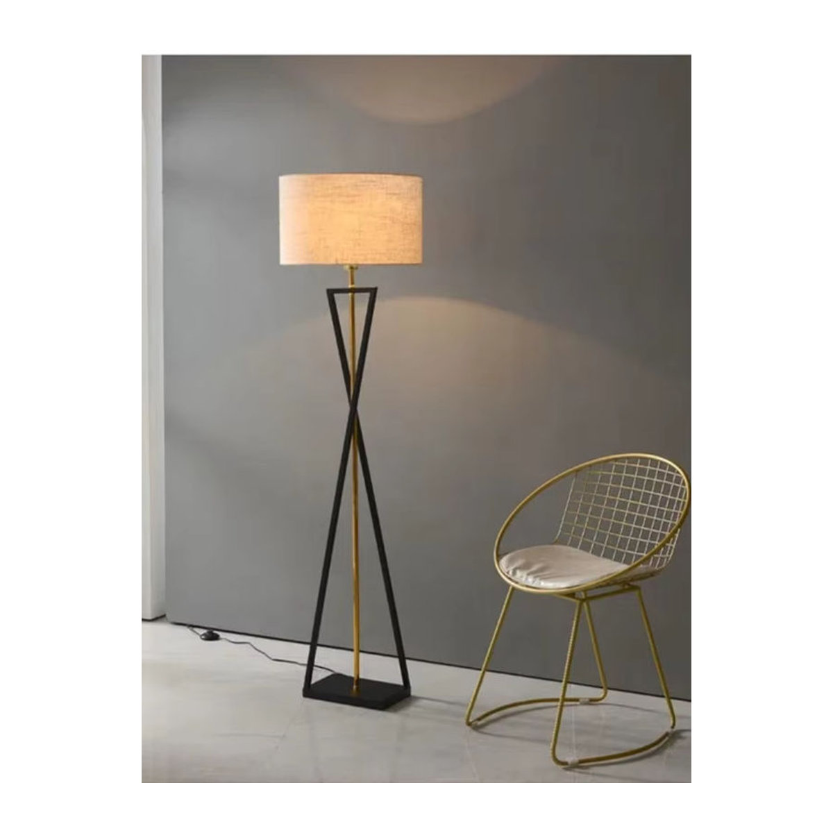 Moderne MZISOSOD LED Stehlampe aus Metall in Schwarz für Wohnzimmer und Schlafzimmer - Bild 3