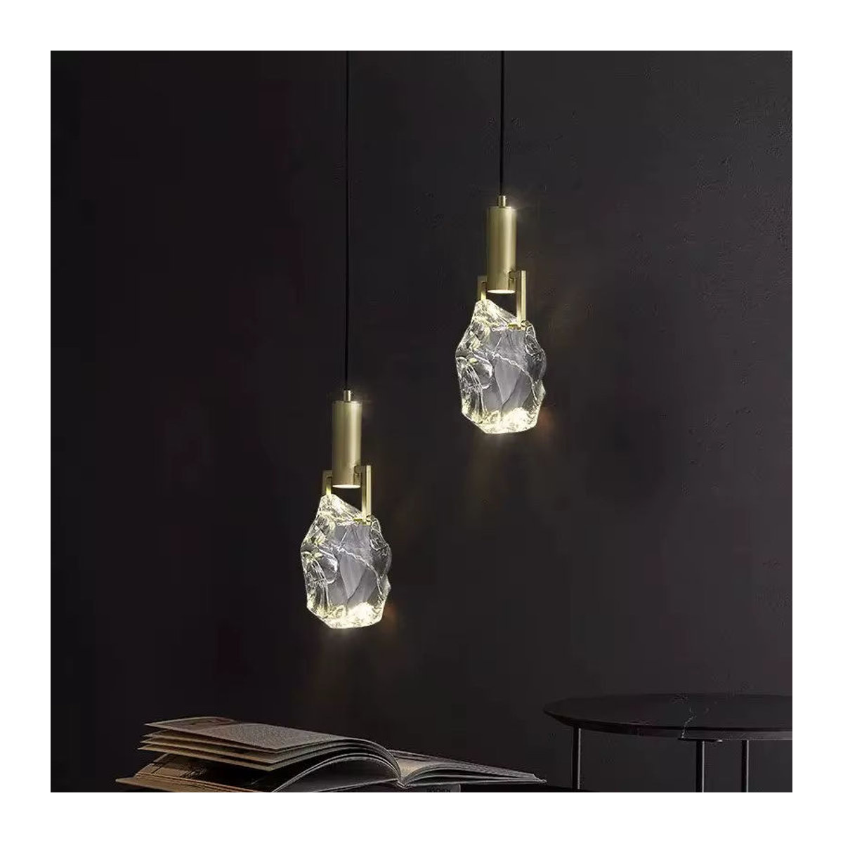 Moderne Pendelleuchte aus Kristallstein im skandinavischen Design mit LED-Beleuchtung - Bild 3