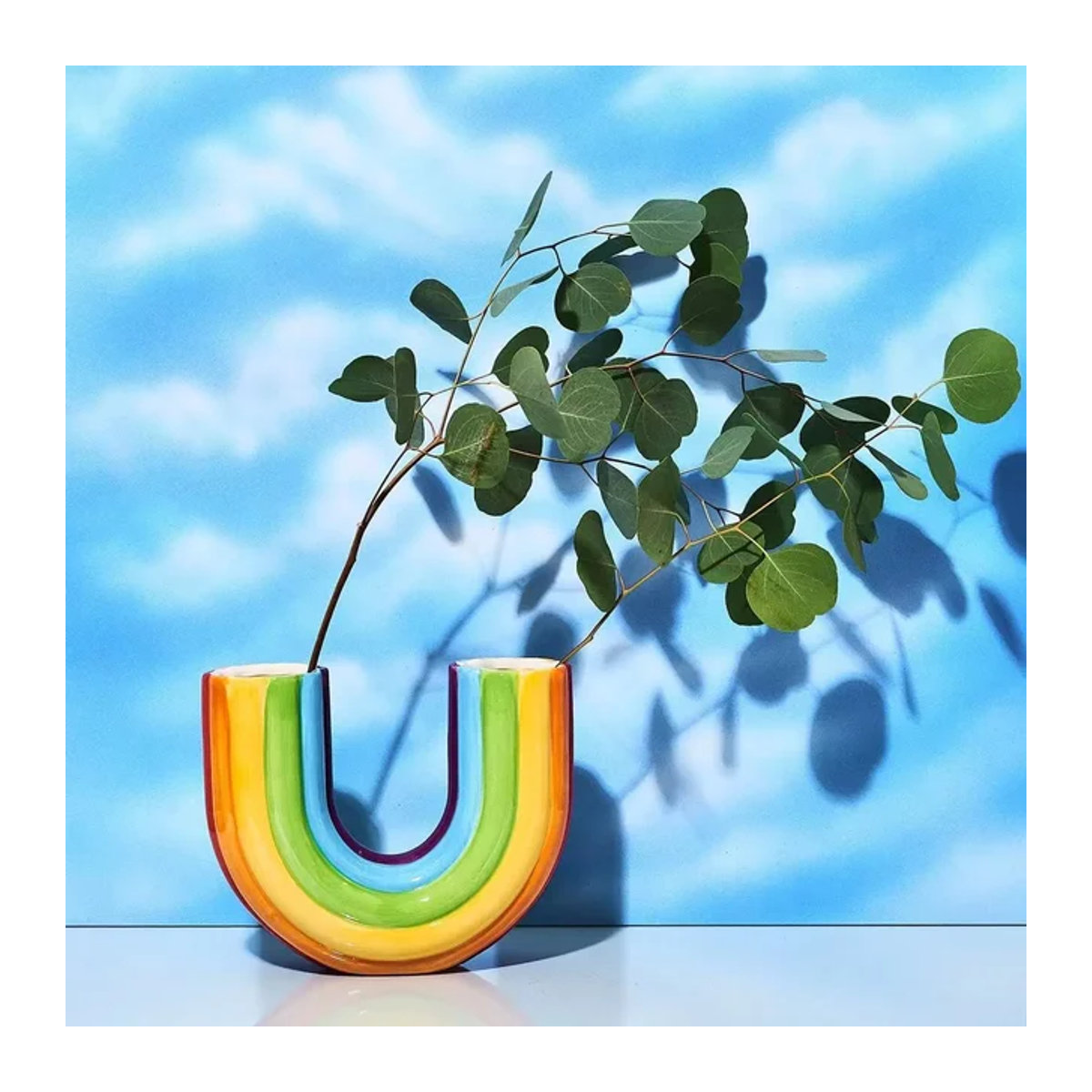 Moderne Regenbogen U-Form Vase aus Kunstharz in Mehrfarbig für Schnittblumen und Trockenblumen - Bild 1