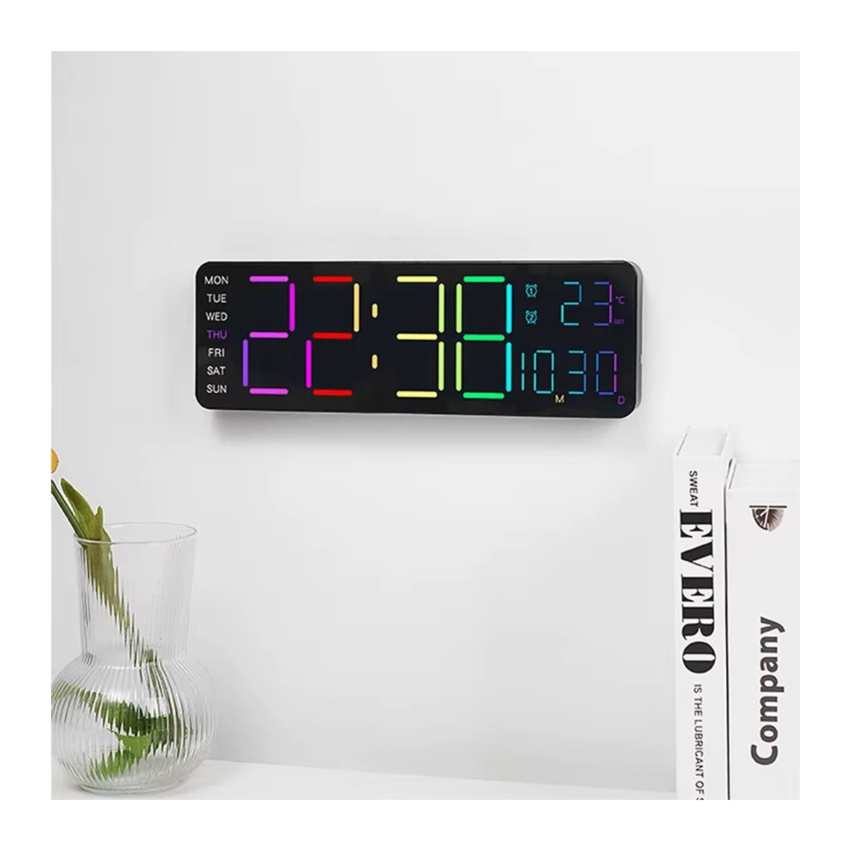 Moderner digitaler LED-Wecker mit RGB-Beleuchtung und Fernbedienung, 13 Zoll Wanduhr in Schwarz mit 11 Farben zur Raumdekoration - Bild 5
