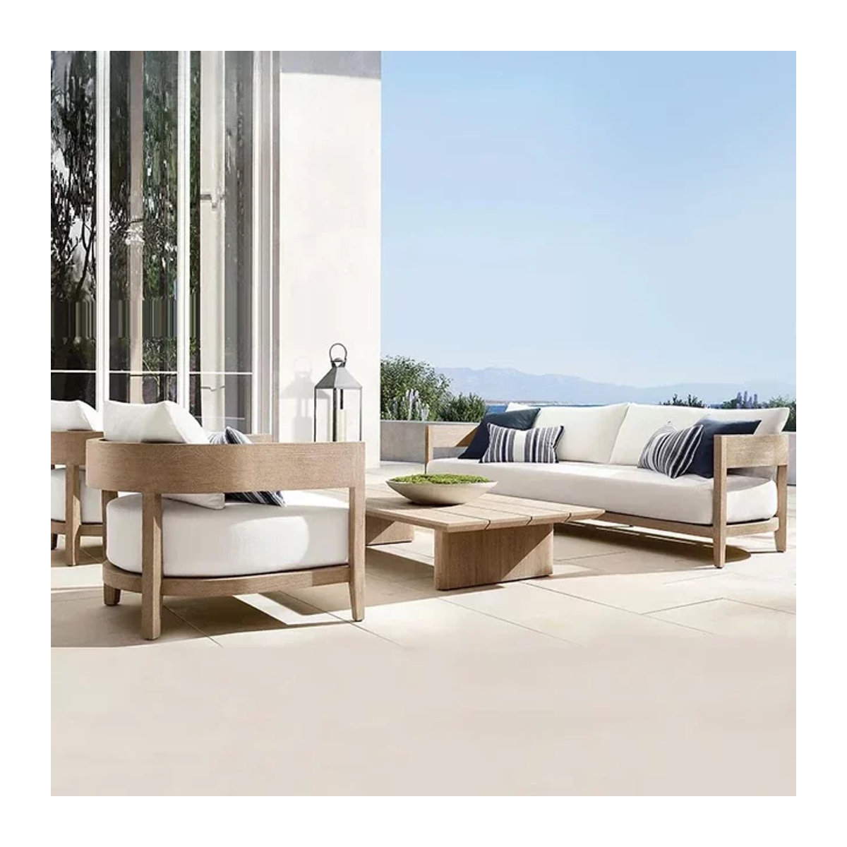 Modernes Gartensofa Divano HBOS aus Teakholz in Weiß mit gestreiftem Design - Bild 1