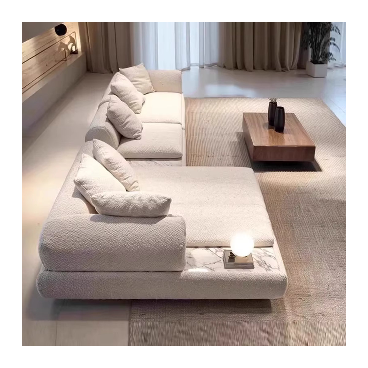 Modernes Polstersofa von Hoom in Creme für dein Wohnzimmer oder den Balkon - Bild 4