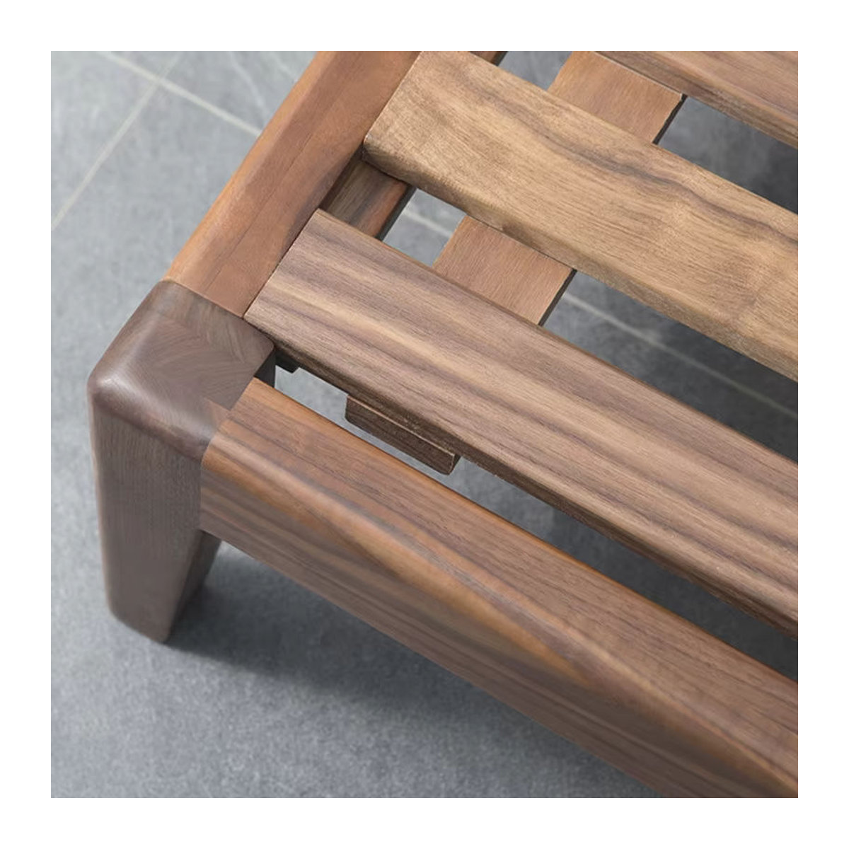 Modernes Tatami-Massivholzbett aus Walnussholz im japanischen Design ohne Rückenlehne - Bild 3