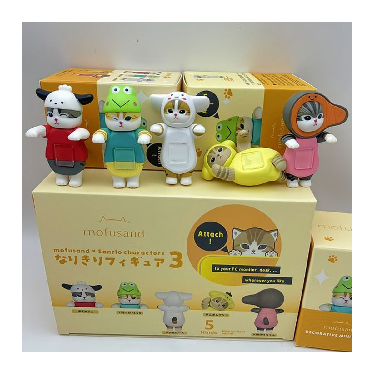 Mofusand Sanrio Charaktere Blind Box Dekorative Minifiguren aus Kunststoff in Mehrfarbig - Bild 1