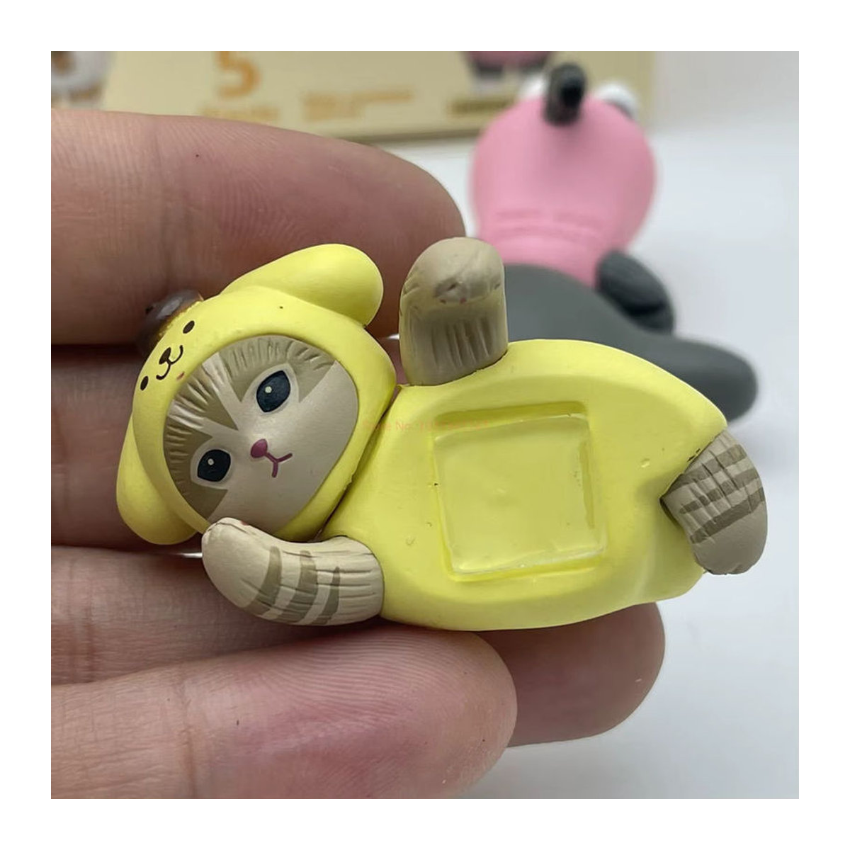 Mofusand Sanrio Charaktere Blind Box Dekorative Minifiguren aus Kunststoff in Mehrfarbig - Bild 4