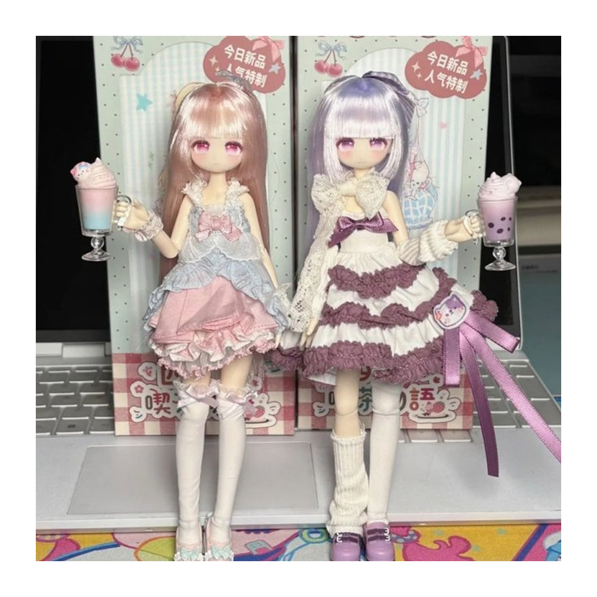 Momotale Four Seasons Tea Tales Serie Blind Box Mystery Box Anime Figuren als mehrfarbiges Desktop-Ornament aus Kunststoff - Bild 1