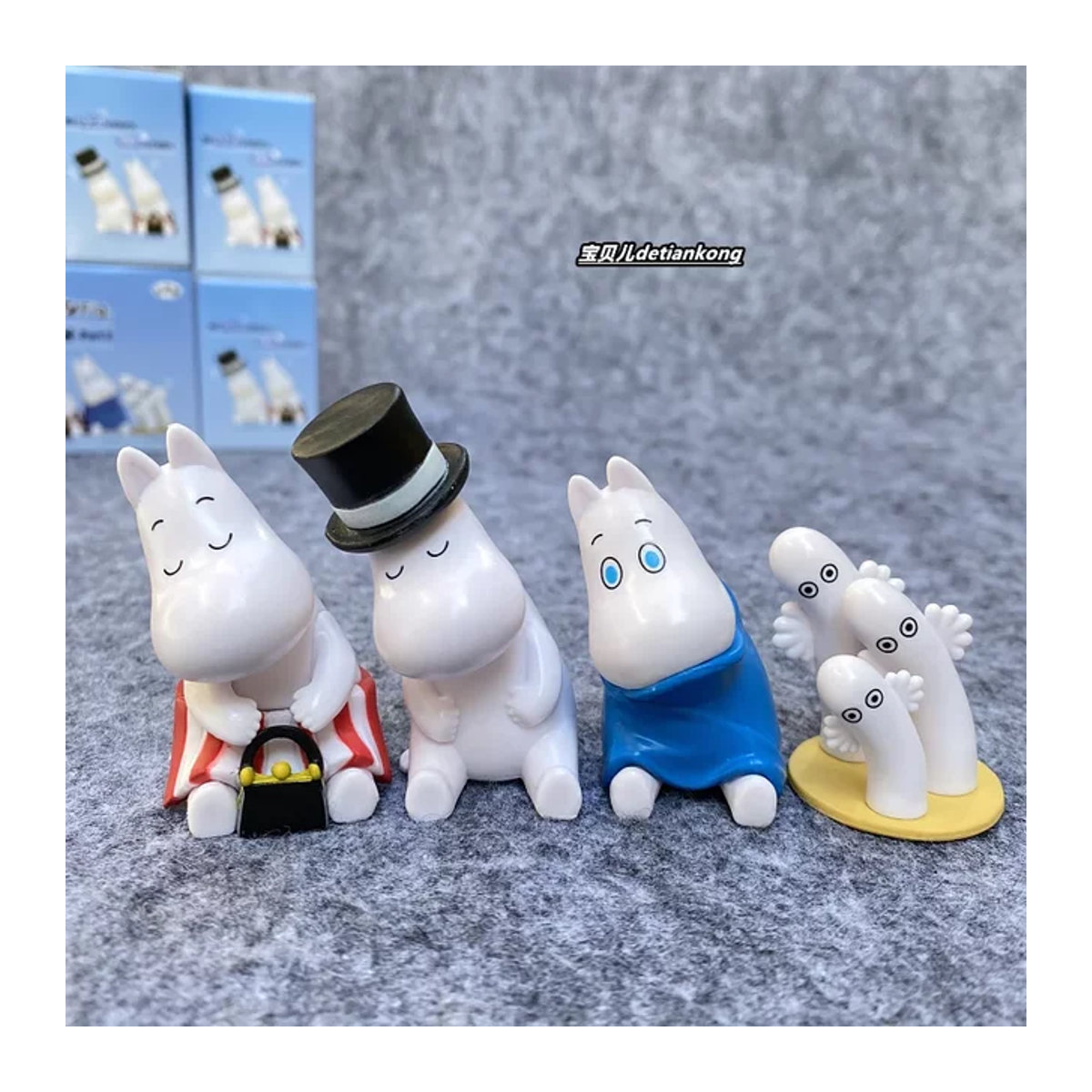 Moomins Blind Box Spielzeug Snufkin Figur in Weiß aus Kunststoff für Kinder und Sammler - Bild 1