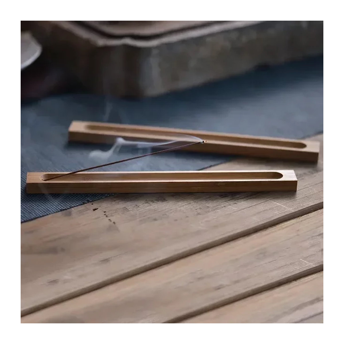 MOONBIFFY Räucherstäbchenhalter aus Holz in Braun mit 3 mm Loch zur Heimdekoration - Bild 1