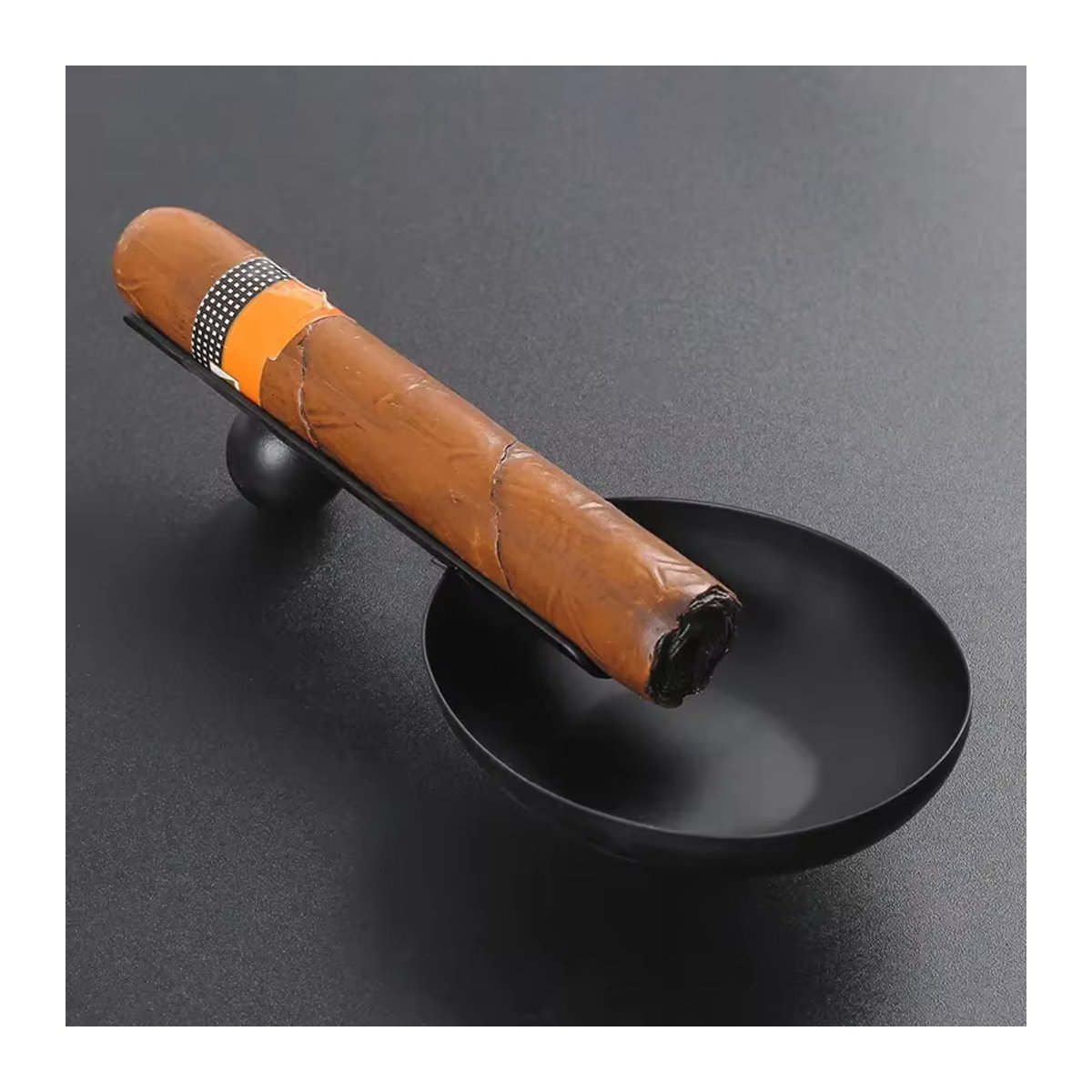 MOONSHADE SMOKING Aschenbecher in Löffel-Stil aus Edelstahl für Zigarren und Zigaretten in Schwarz und Silber - Bild 1