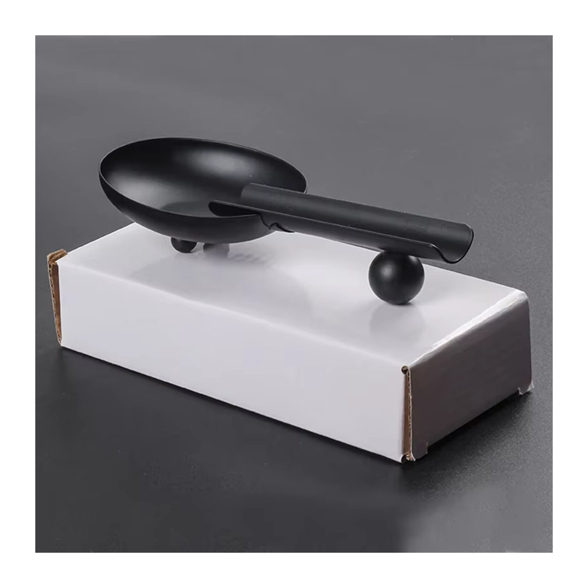 MOONSHADE SMOKING Aschenbecher in Löffel-Stil aus Edelstahl für Zigarren und Zigaretten in Schwarz und Silber - Bild 3