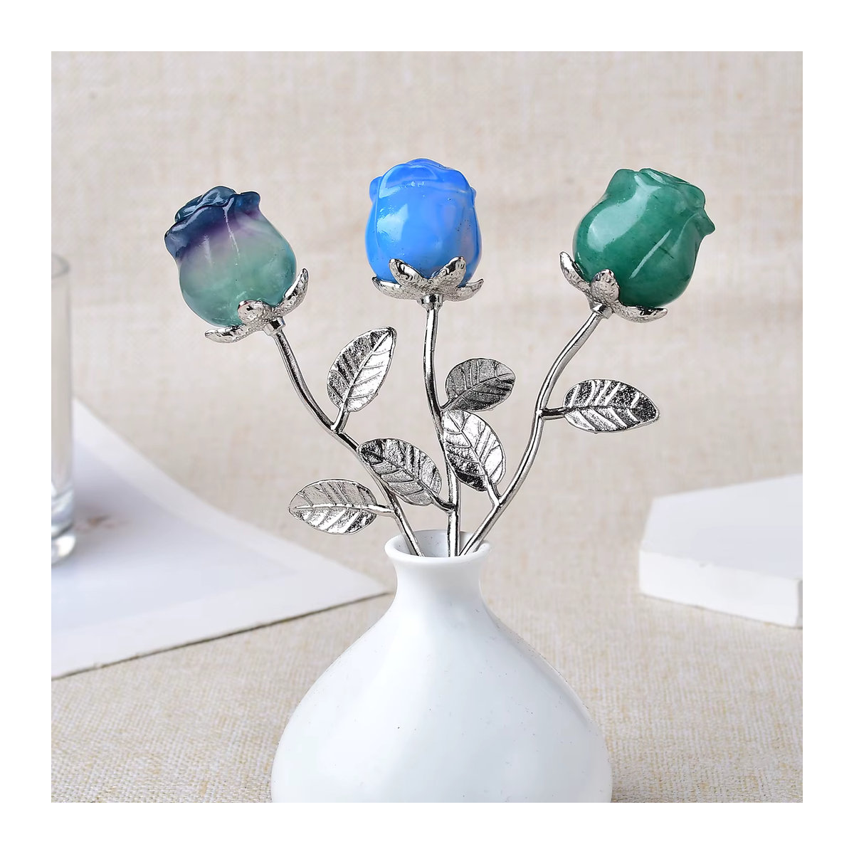 Moosachatst Rosenblütenknospe aus Naturkristall als Worry Stone in Grün und Weiß - Bild 2