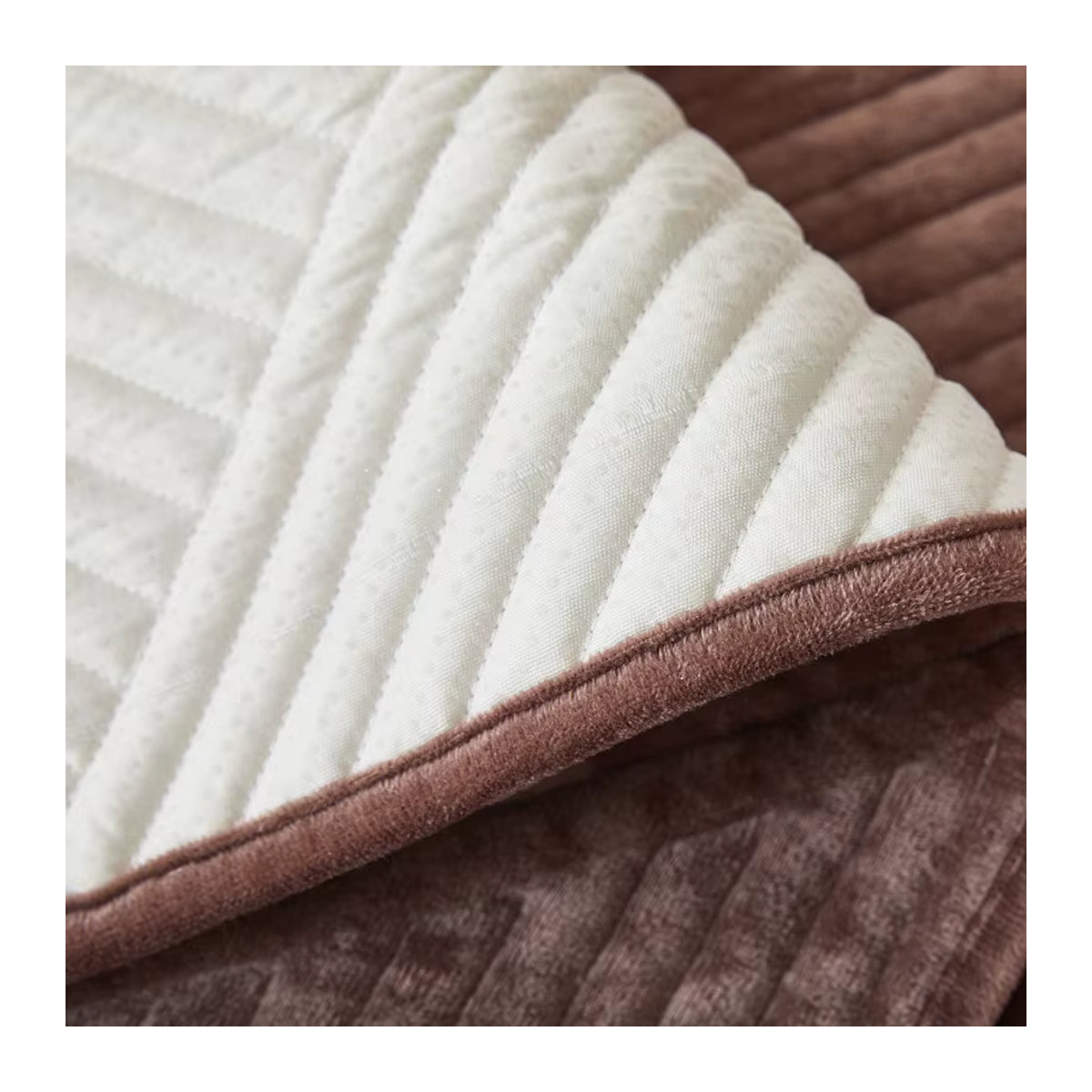 Mtuove Sofa-Schonbezug aus warmem Plüsch, rutschfestes Sofa-Handtuch für dein Wohnzimmer in Blau oder Braun - Bild 4
