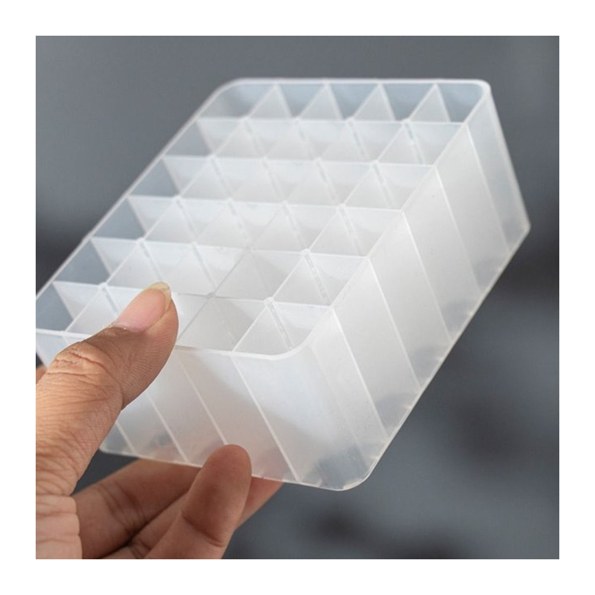 Multifunktionaler Stifthalter und Pinselständer in Weiß mit minimalistischem Design und verschiedenen Kapazitäten von 12 bis 100 Slots - Bild 1