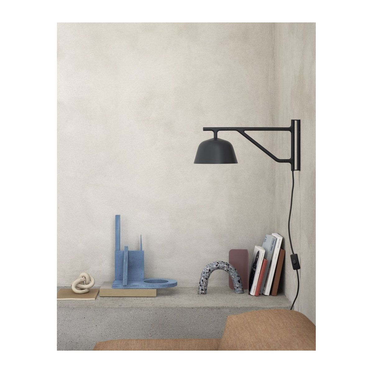 Muuto Ambit Wandleuchte in Schwarz aus Aluminium im skandinavischen Design mit GX53 Fassung - Bild 2