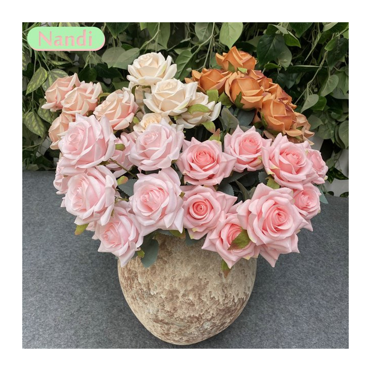 NANDI Künstlicher Rosenstrauß mit 9 Köpfen in Rosa und Weiß für Hochzeit und Heimdekoration - Bild 1