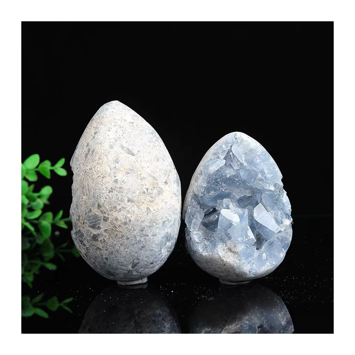 Natürlicher Celestine-Kristallcluster in Blau als unregelmäßige Mineralprobe für deine Dekoration und Meditation - Bild 2
