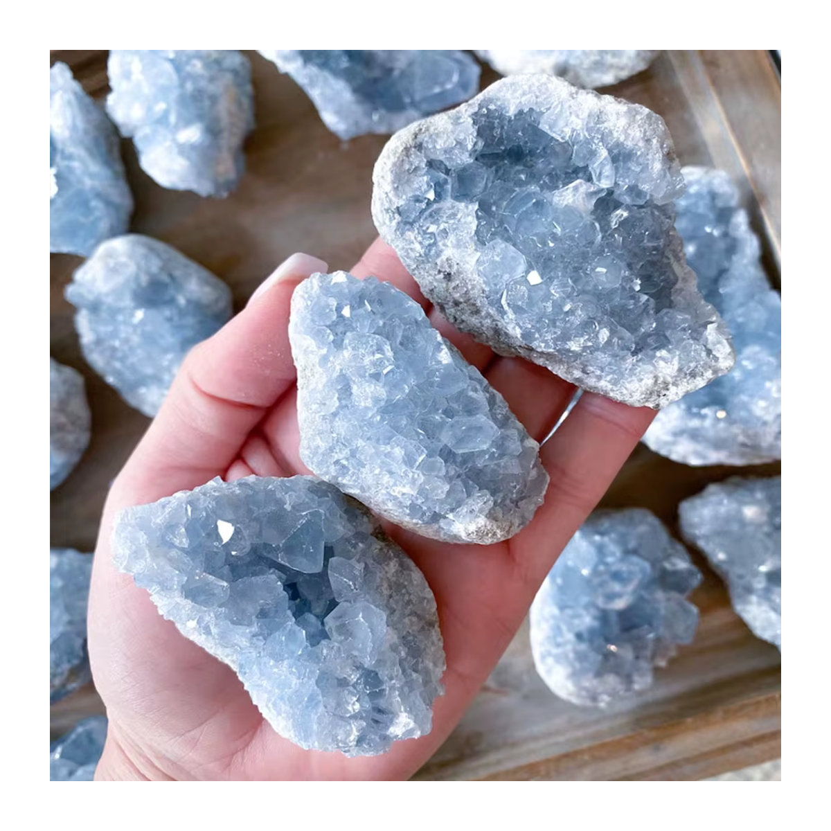 Natürlicher Celestine-Kristallcluster in Blau als unregelmäßige Mineralprobe für deine Dekoration und Meditation - Bild 3
