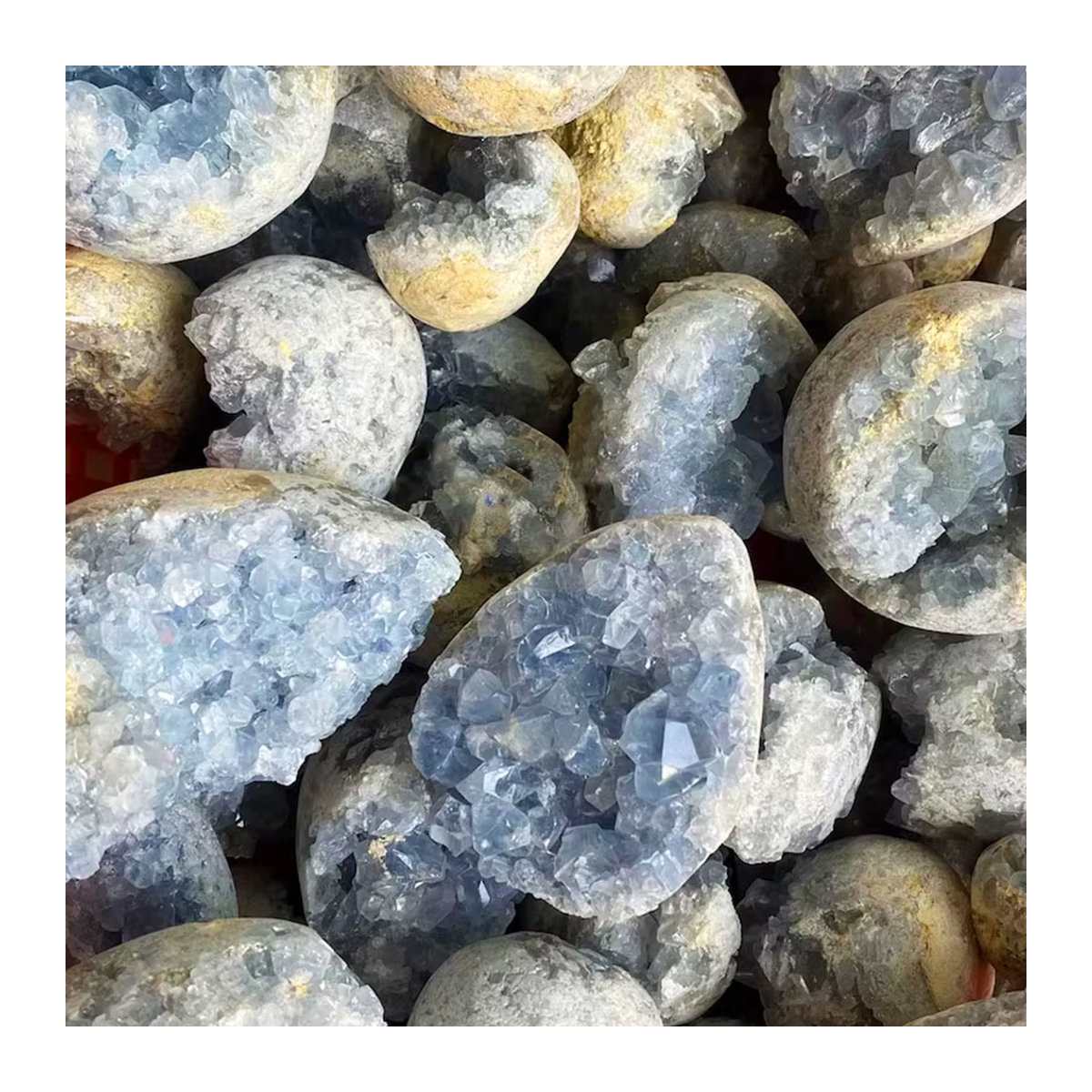 Natürlicher Celestine-Kristallcluster in Blau als unregelmäßige Mineralprobe für deine Dekoration und Meditation - Bild 6