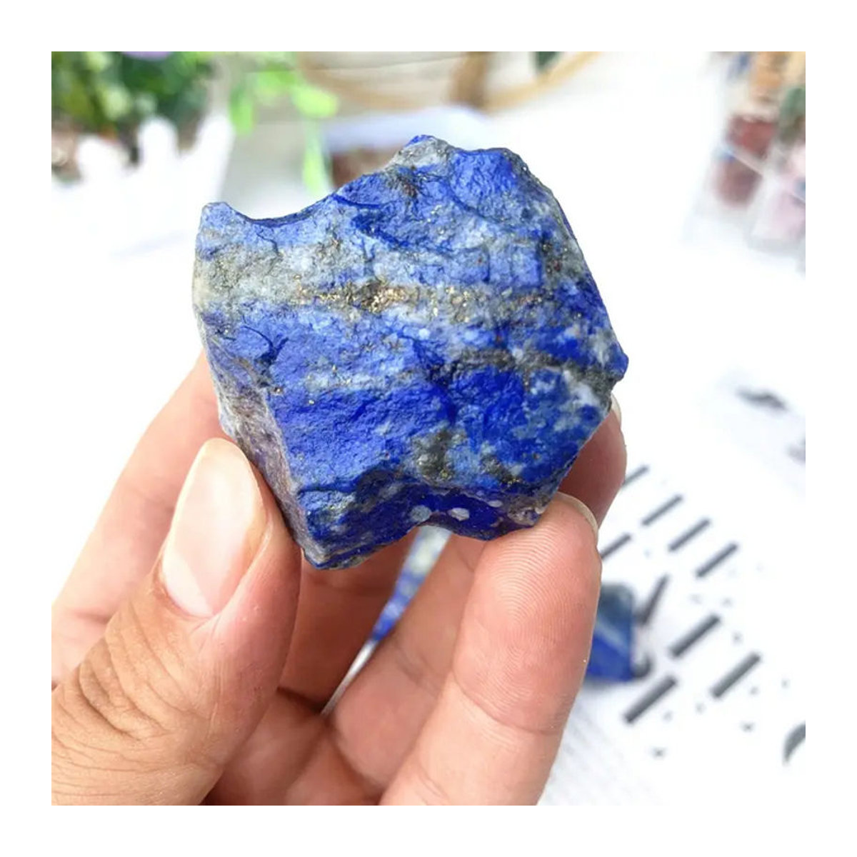 Natürlicher Lapislazuli-Kristall von STONE BROTHERS in Blau, roher Edelstein als dekorativer Stein für Aquarien, Blumentöpfe und Dekorationen - Bild 1