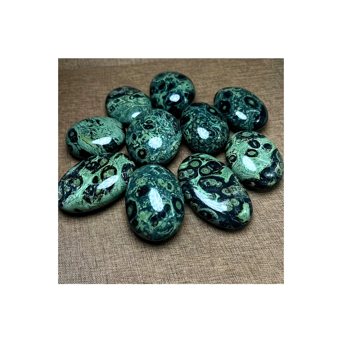 Natürlicher Pfauenauge Quarz Stein von CrystalHola in Grün zur Meditation und Heilung - Bild 6
