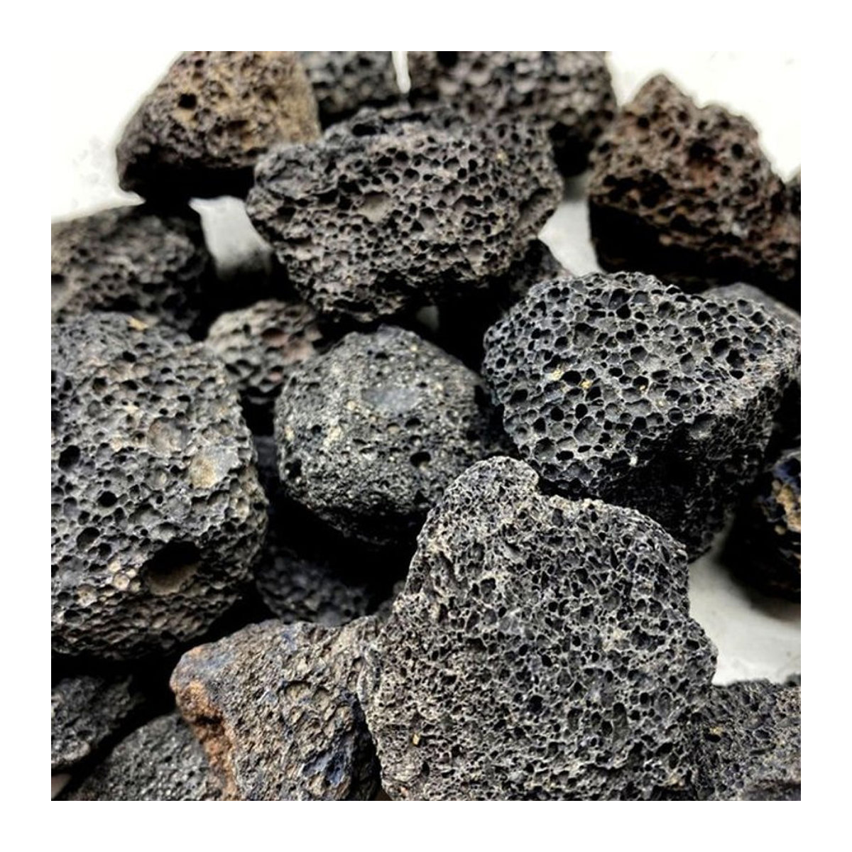 Natürliches schwarzes Vulkanstein-Dekogestein für Aromatherapie, Diffusor und Aquarium, 100g pro Packung - Bild 1
