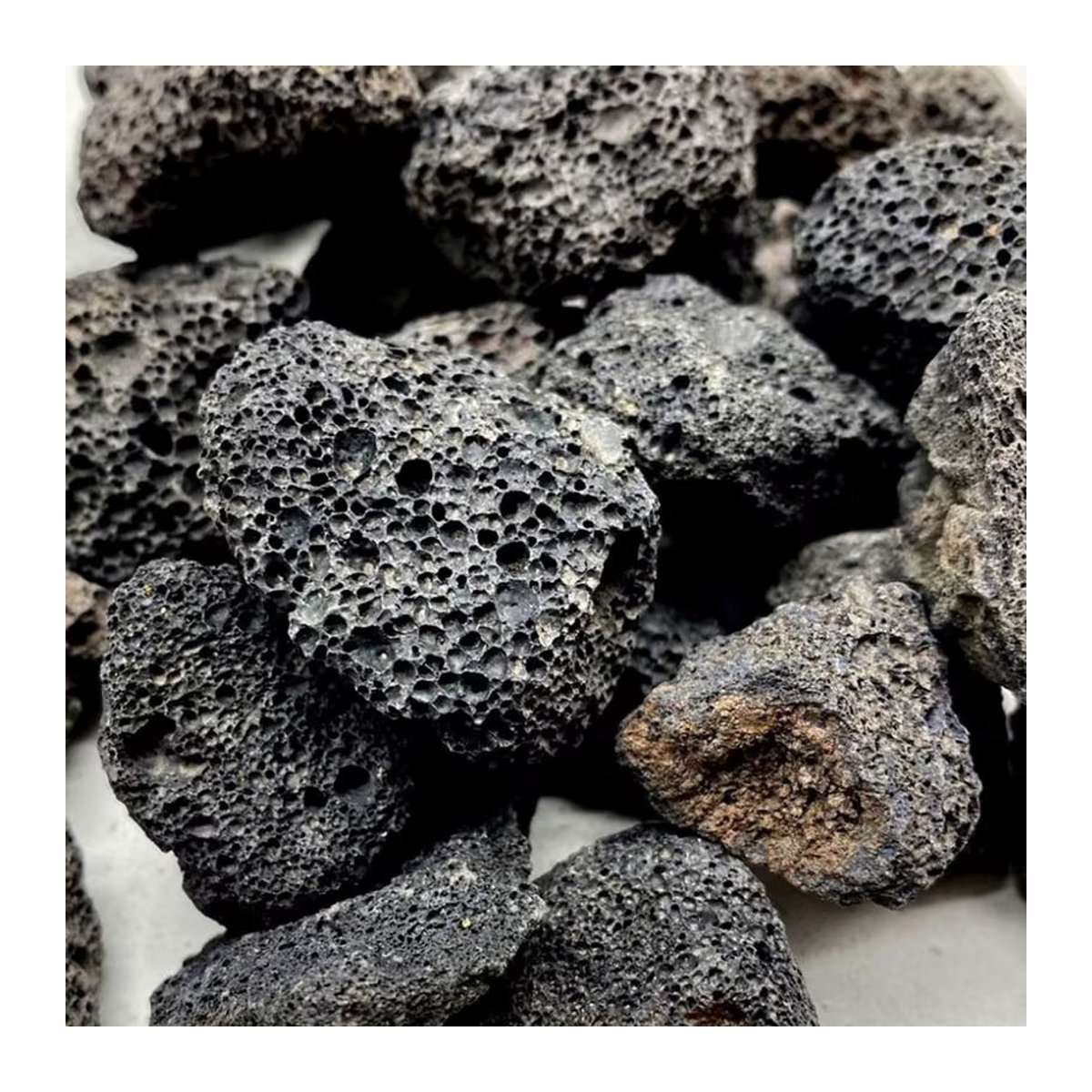 Natürliches schwarzes Vulkanstein-Dekogestein für Aromatherapie, Diffusor und Aquarium, 100g pro Packung - Bild 4