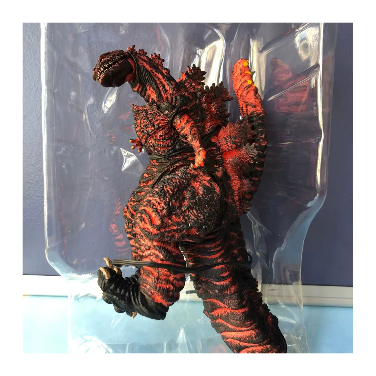 NECA Shin Godzilla Actionfigur aus Kunststoff, Schwarz, Höhe: 18 cm - Bild 3