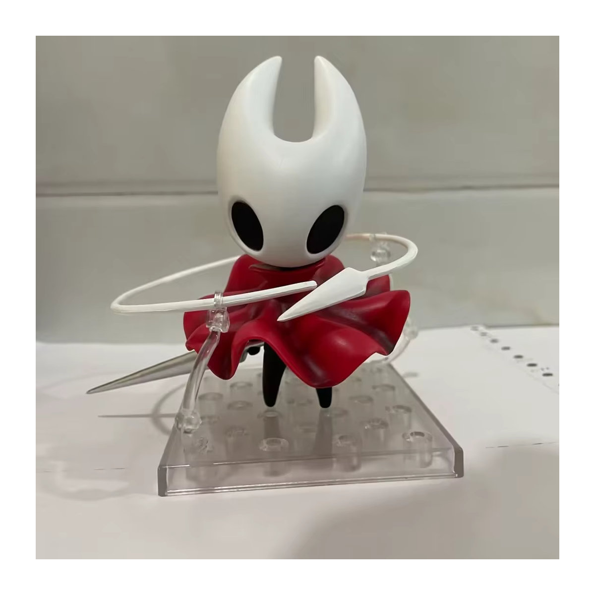 Nendoroid Hollow Knight Actionfiguren The Knight 2195 und Hornet 2196 von Bandai in Weiß aus Kunststoff - Bild 2