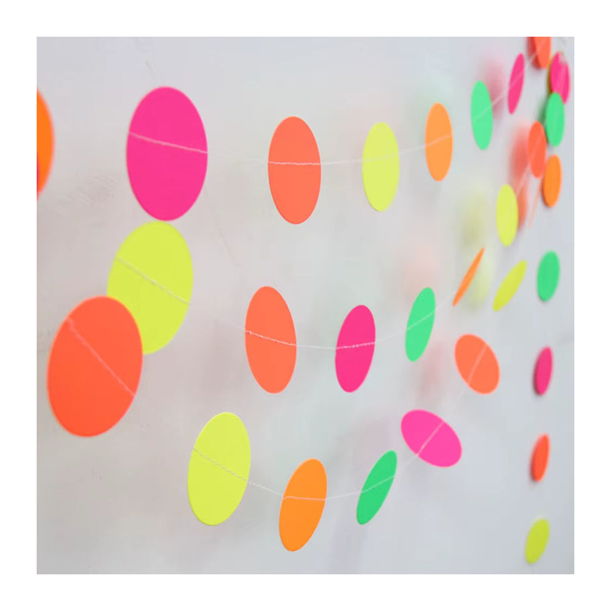 Neon-Papier-Glühbanner in 5 Farben, 3 m hängende Party-Dekoration, im Dunkeln leuchtend und UV-reaktiv - Bild 5