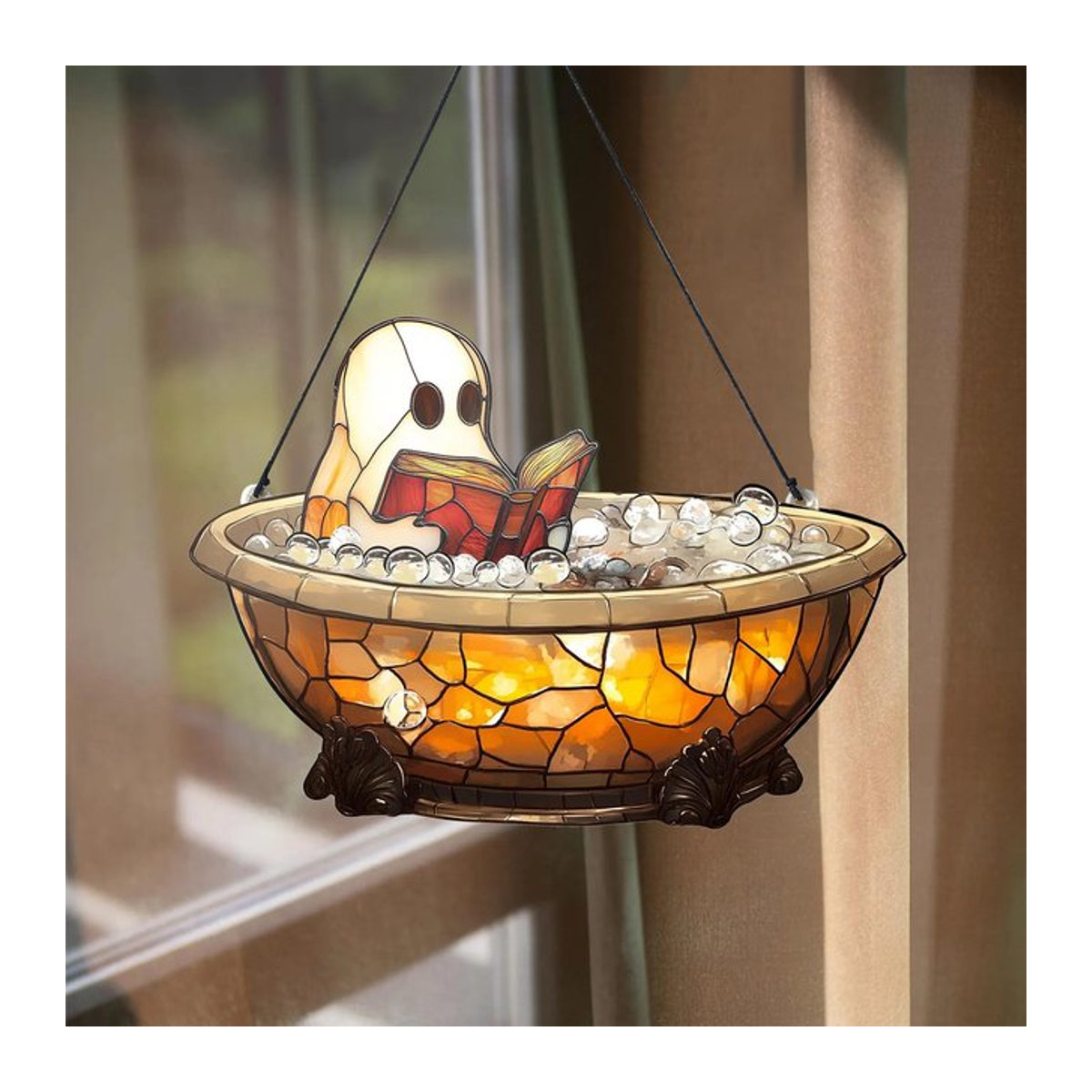 Niedlicher Halloween-Geist aus Acryl in der Badewanne als hängendes Ornament mit Buch, orangefarbene Fensterdekoration für dein Zuhause - Bild 1