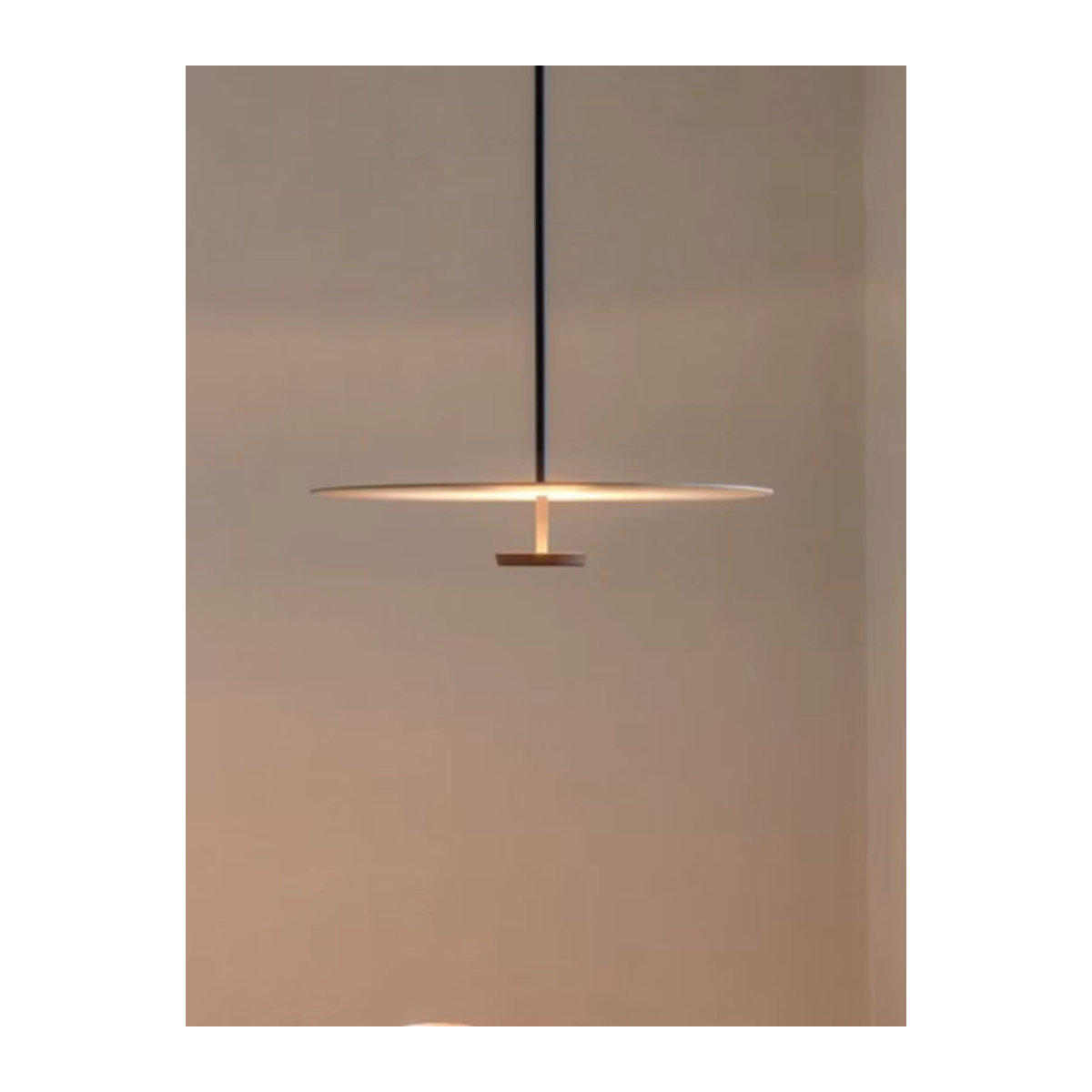 Nordic LED Anhänger Lampe Disc Ring Kronleuchter in Schwarz im skandinavischen Design für Schlafzimmer, Küche und Esszimmer - Bild 3