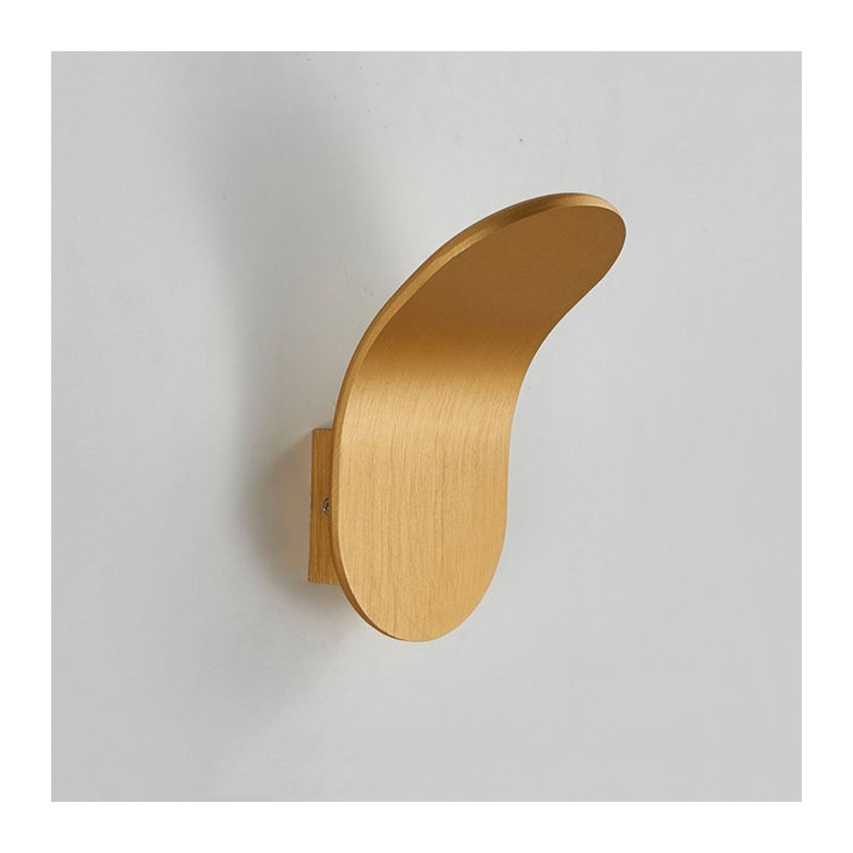 Nordic LED Wandlampe von wecus in Natur aus Holz für Schlafzimmer und Bad im skandinavischen Design - Bild 1