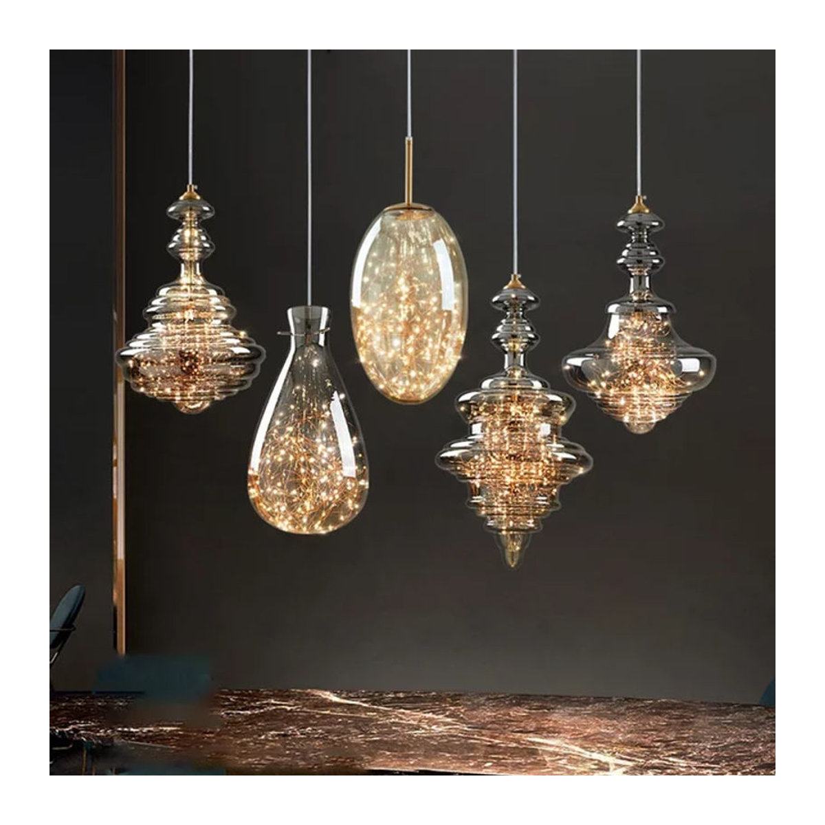 Nordic Licht Luxus Pendelleuchte aus Kupfer und Glas in modernem skandinavischem Design mit LED-Beleuchtung - Bild 1