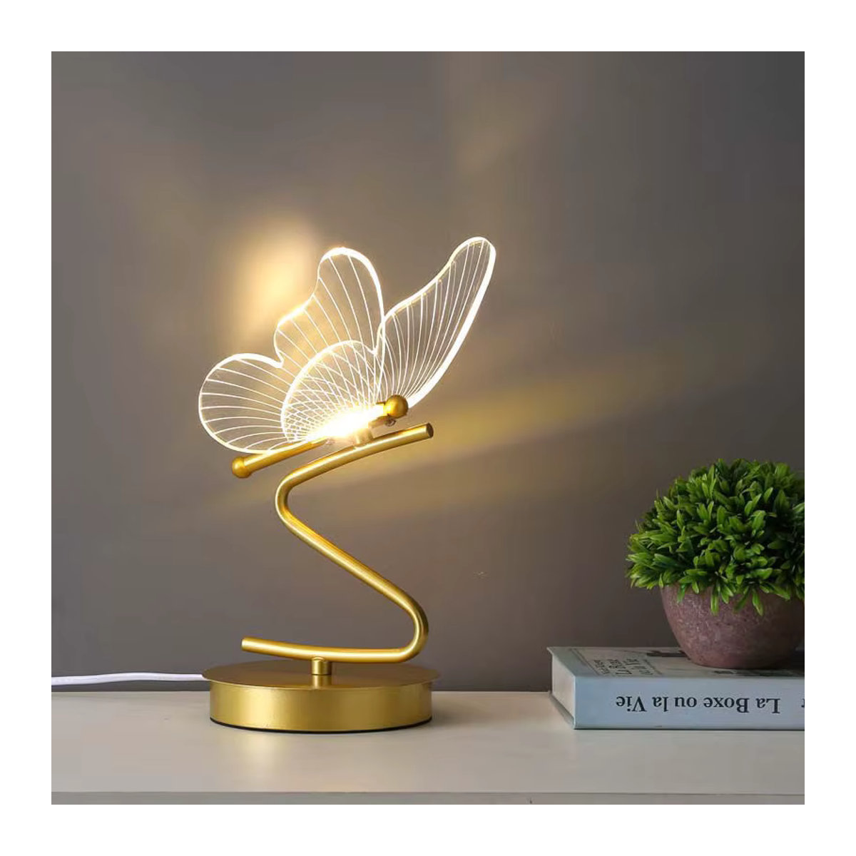 Nordic Schmetterling LED Tischlampe im skandinavischen Design für Wohnzimmer und Schlafzimmer - Bild 2