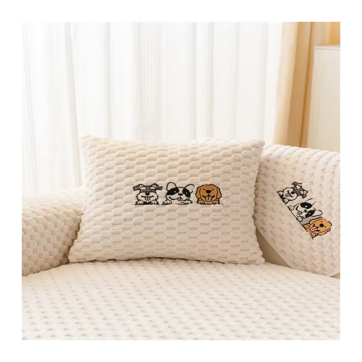 Nordisches Sofa Kissen mit rutschfester Plüsch-Abdeckung in Creme von 静岩汐洁 - Bild 2