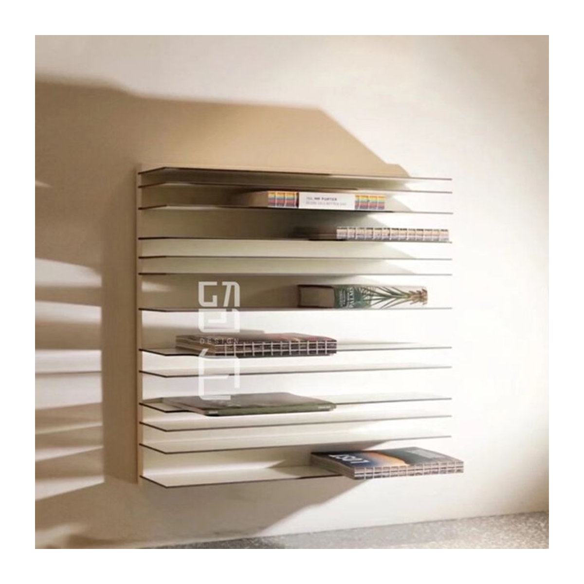 Nordisches Wandregal aus Glas für Wohnzimmer und Schlafzimmer in Schwarz oder Transparent - Bild 1