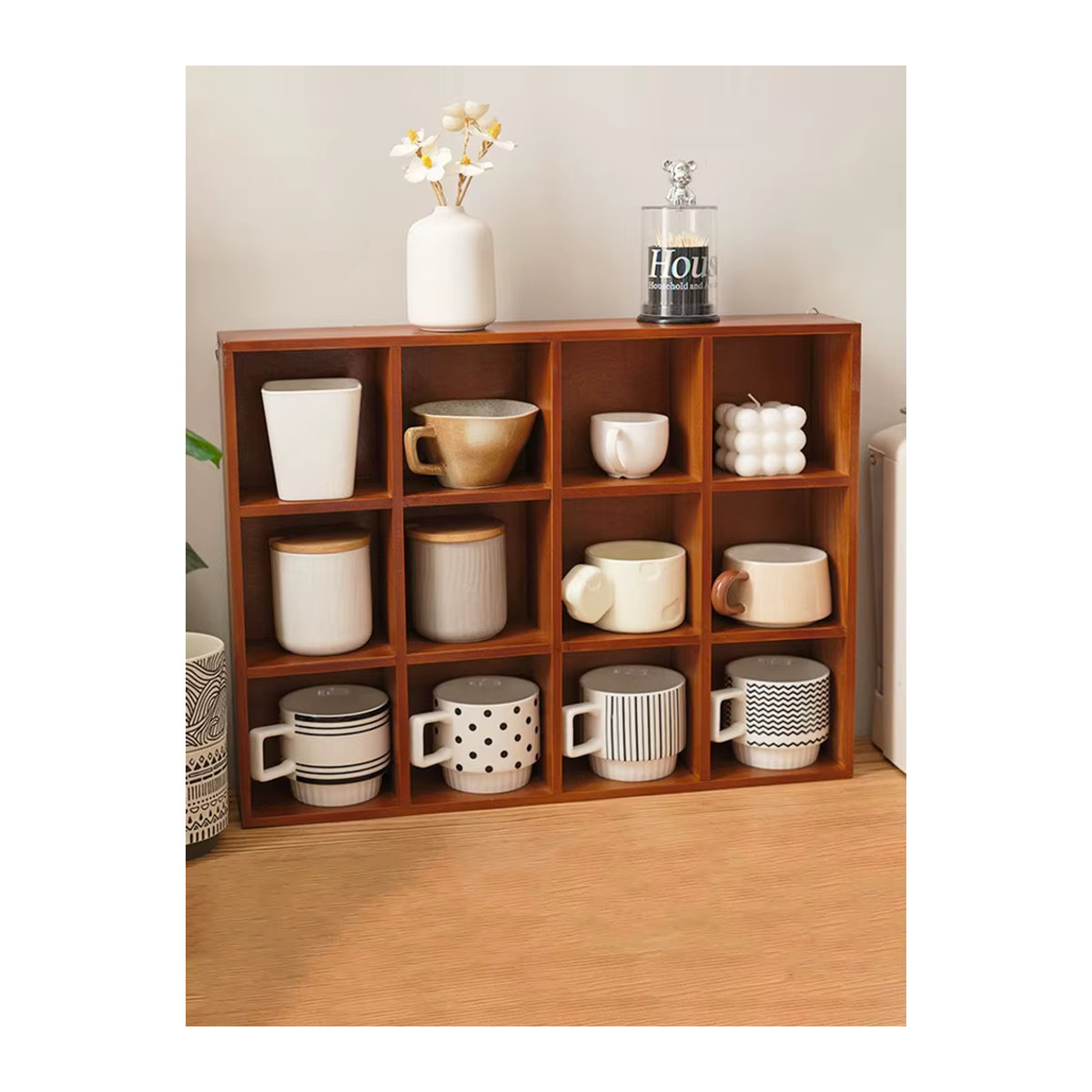 OEMG Wandregal aus Holz für 12 quadratische Tassen, minimalistischer Aufbewahrungshalter in Braun oder Blau zur Wandmontage - Bild 6