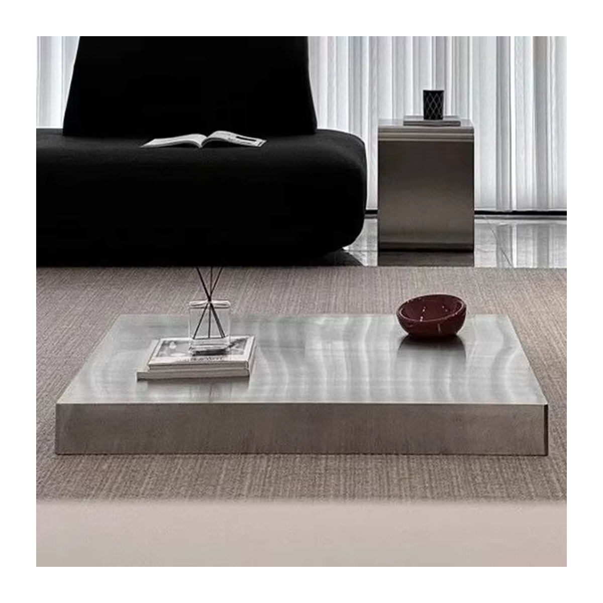 Oeny Couchtisch aus Edelstahl in Silber, quadratischer minimalistischer Beistelltisch im modernen Design - Bild 4