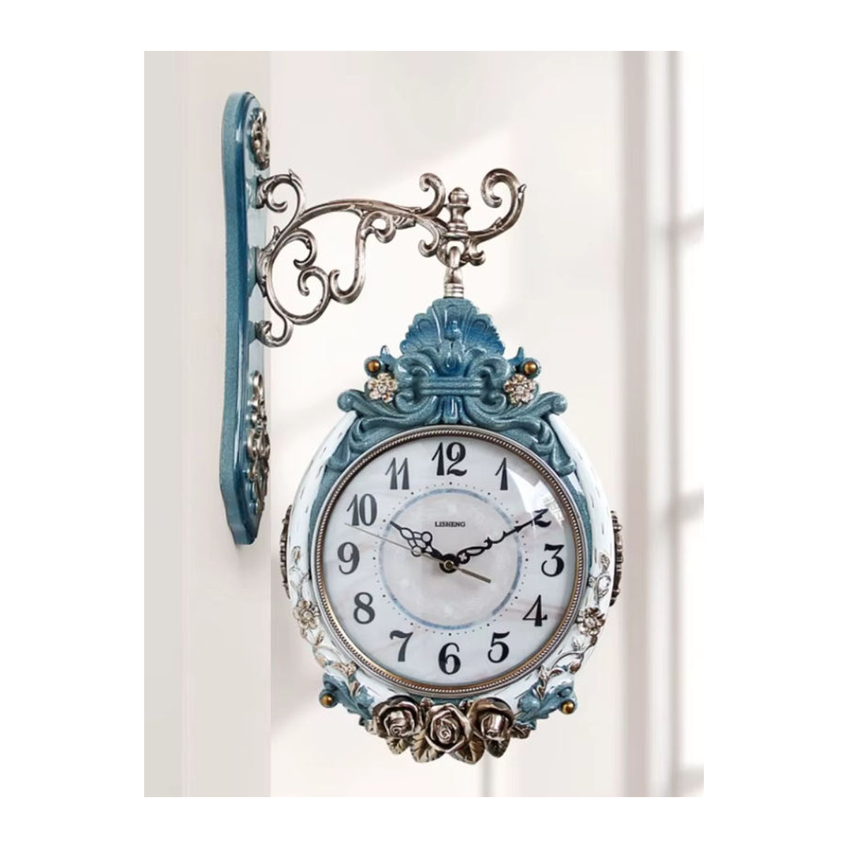 Oeny Vintage Wanduhr Analog Rund mit Floralem Design in Blau und Weiß, Geräuschlose Kunstdeko aus Kunststoff und Kunstharz - Bild 5