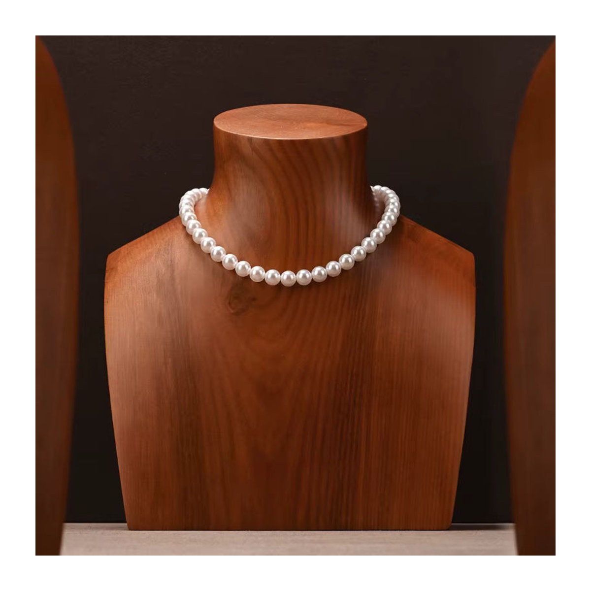 Oirlv Halsketten Display Ständer aus Massivholz in Braun für Schmuck und Anhänger - Bild 1