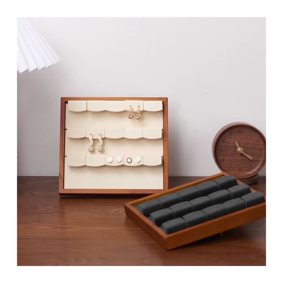 Oirlv Holz Ohrring Display Rack Schmuckständer in Gold, Silber oder Beige - Bild 3