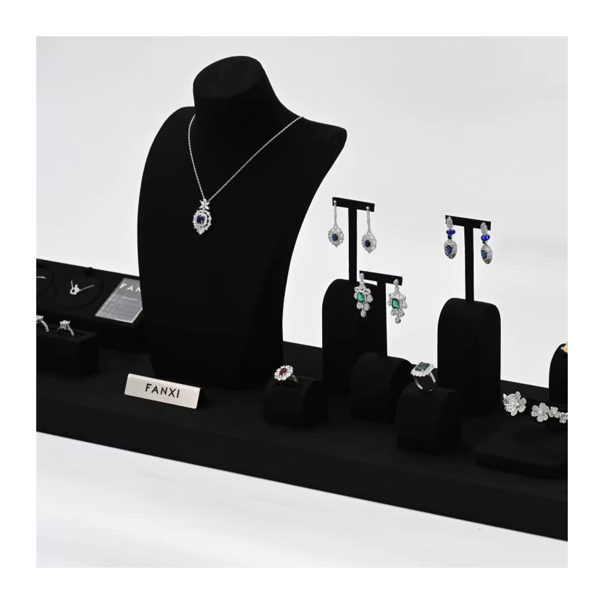 Oirlv Schmuck Display Set in Schwarz für Halsketten, Uhren, Ringe und Ohrringe zur dekorativen Präsentation - Bild 2