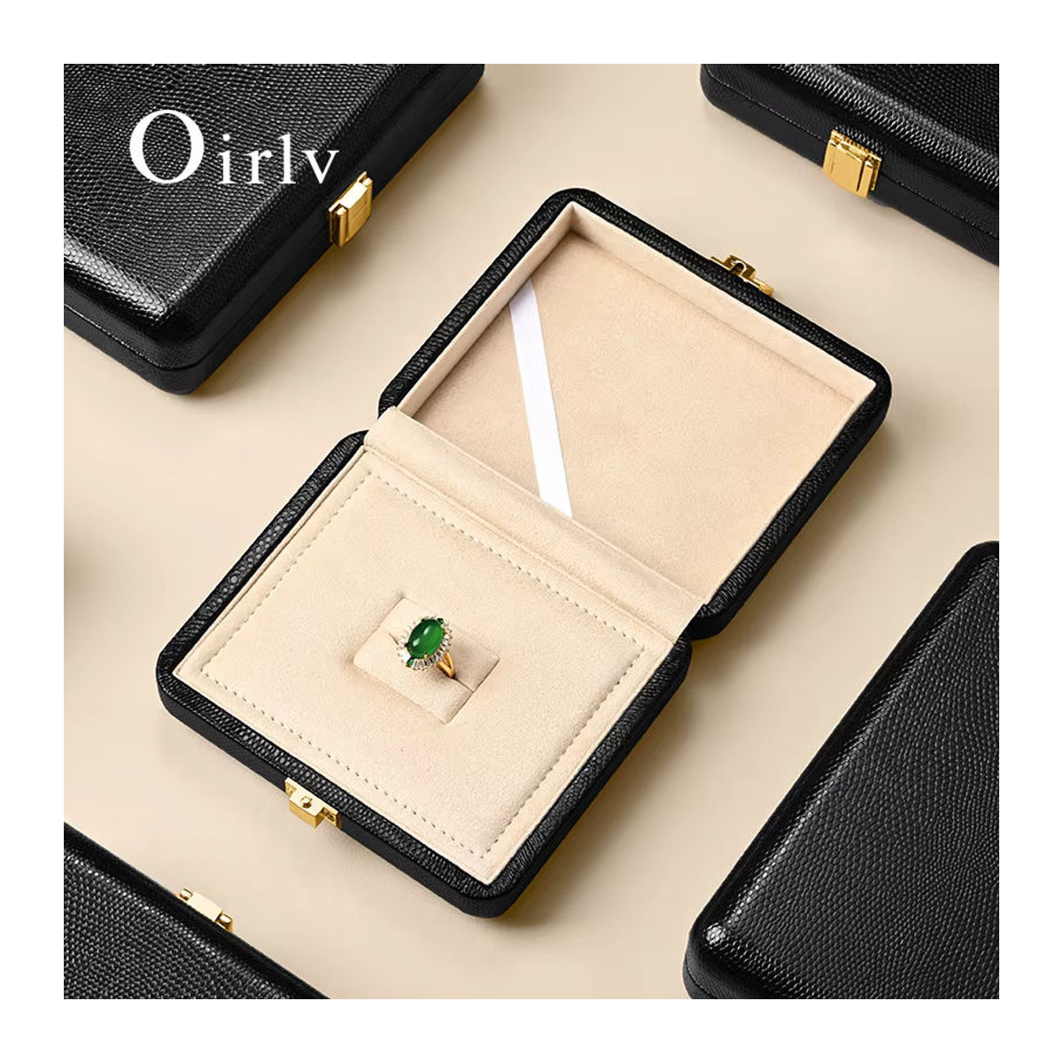 Oirlv Schmuck-Organizer-Box aus schwarzem PU-Leder für Ringe und Ohrringe - Bild 2